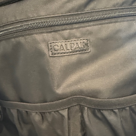 Stylish Gold Tote Bag - Picture 7 of 12